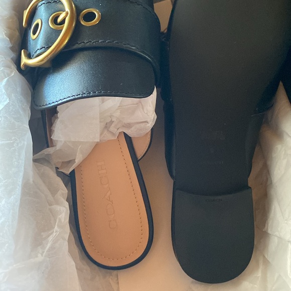 COACH Black Sullivan Slides - Picture 7 of 7